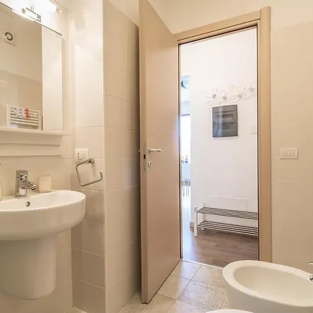 Magnolia B - * Musso